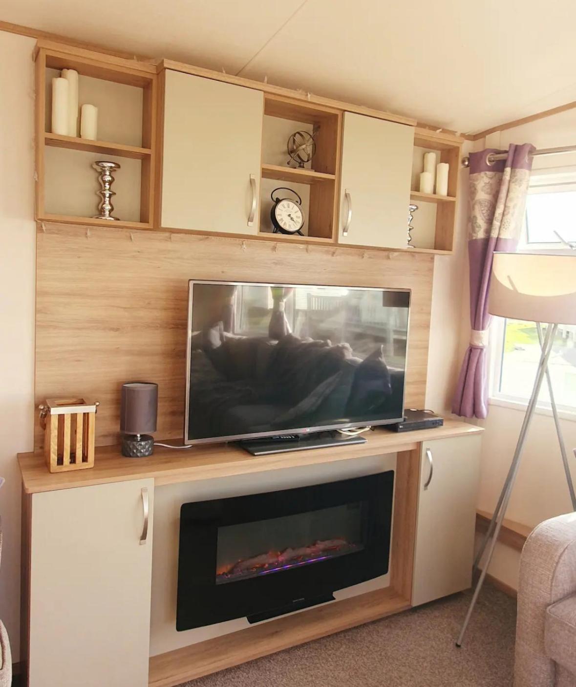 15 Kestrel Close Hot Tub Retreat Таттершолл Экстерьер фото