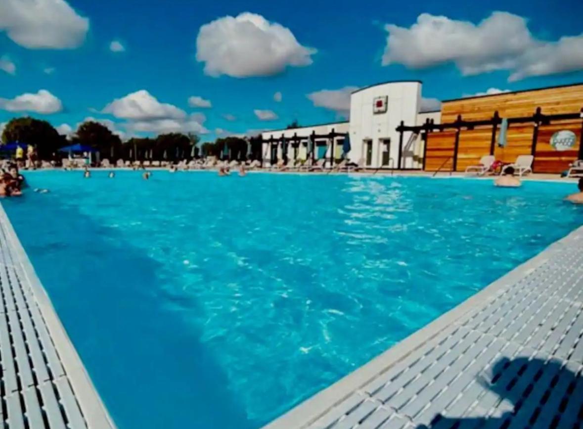 15 Kestrel Close Hot Tub Retreat Таттершолл Экстерьер фото